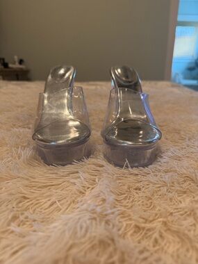Fantoesay Clear Platform Mule Heels - Silver Transparent Women's Slides
